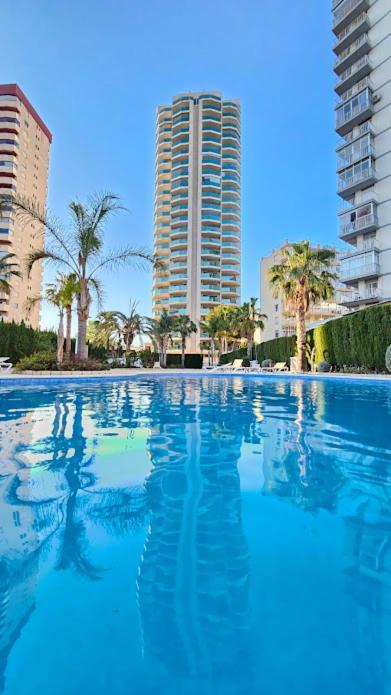 Esmeralda Suites Sunrise Con Piscina Кальпе Екстер'єр фото